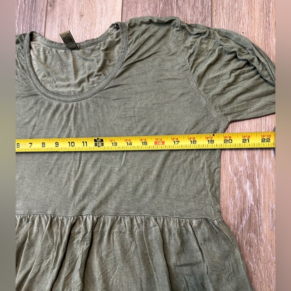 🛍️Baba green long sleeve/ rolled up sleeve high-low dress one size - Picture 4 of 7